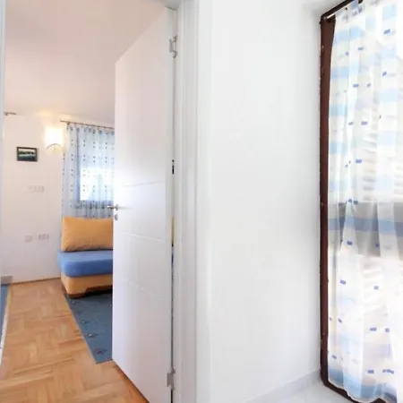 Appartement With Parking Space Ravni, Labin - 7674 *