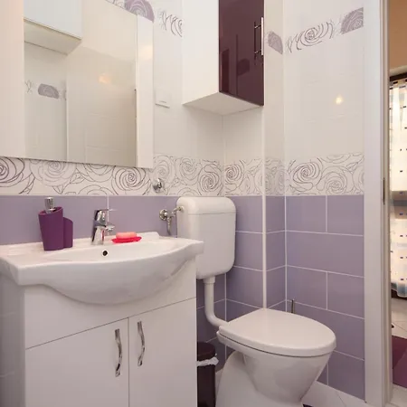 Apartament With A Parking Space Ravni, Labin - 7674 Ravni